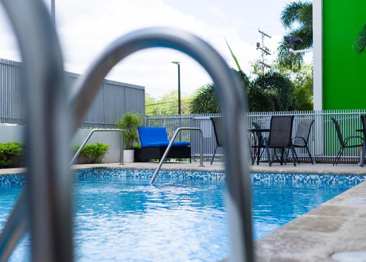 Holiday Inn Express Managua By Ihg Eksteriør bilde